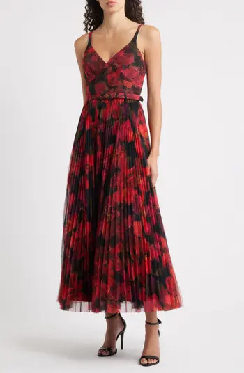 Joanna Pleated Sleeveless Gown | Nordstrom