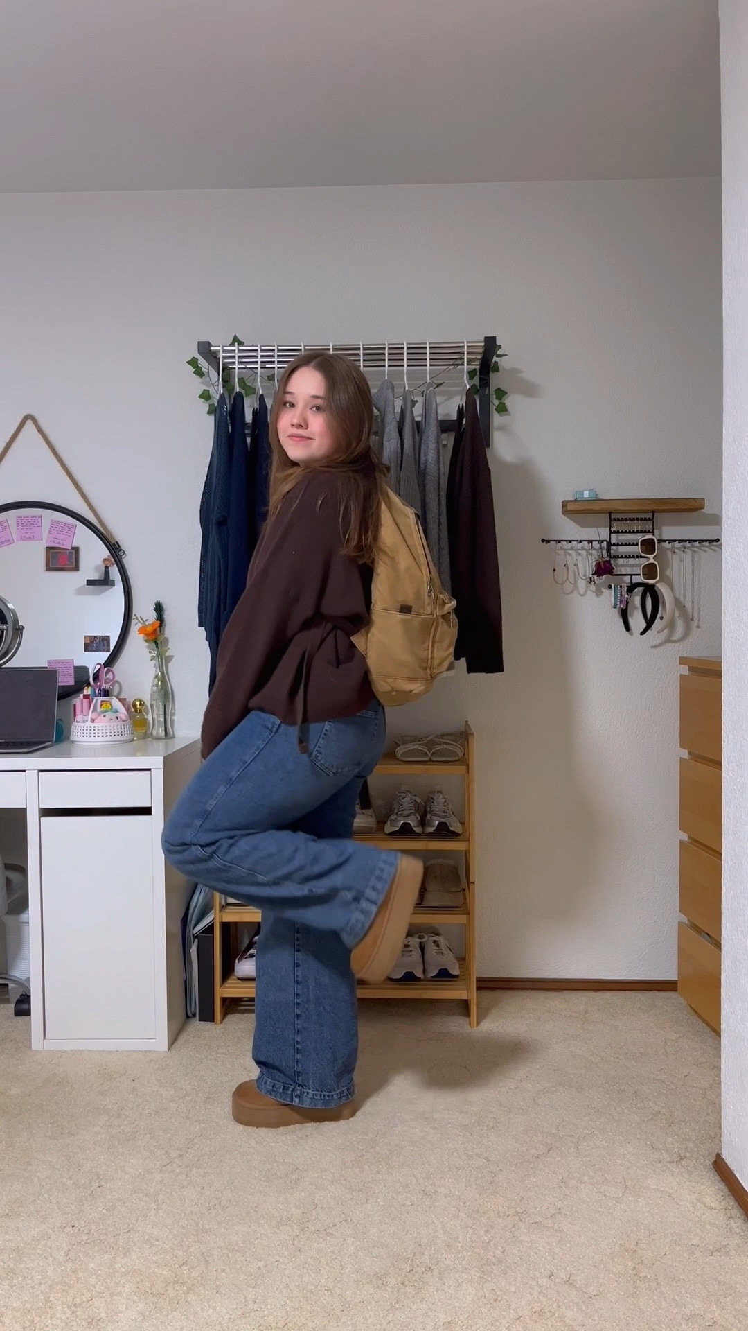 Comfy and easy outfit for school!

#LTKStyleTip #LTKU #LTKSeasonal