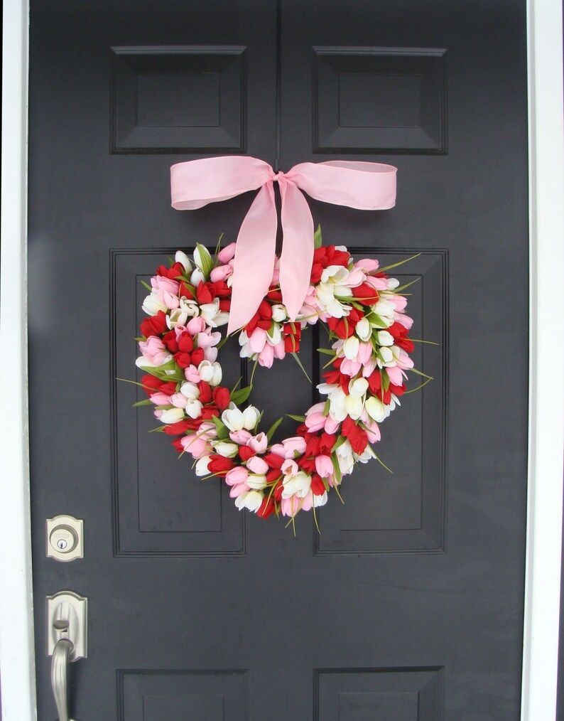 BESTSELLING Tulip Heart Wreath Valentines Day Wreath | Etsy | Etsy (US)