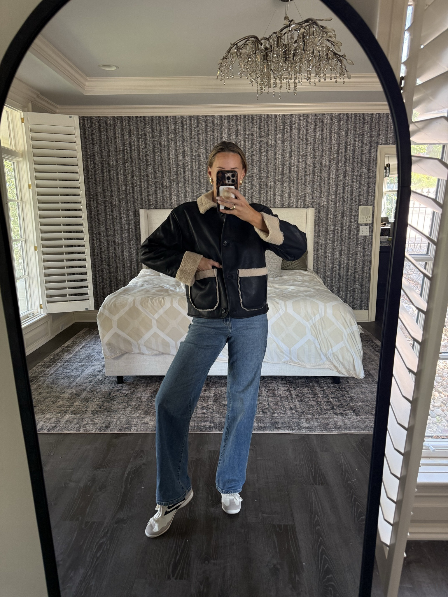 Add a jacket and call it an outfit😂 when the jacket is this cute you have to built your fit around it! 

#LTKmomlife #LTKootd #LTKgrwm