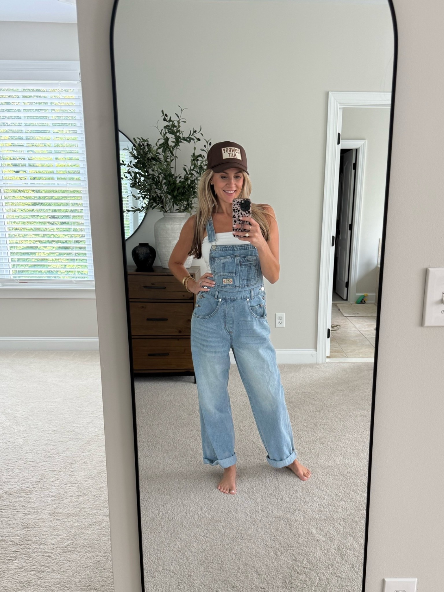 Overalls are such a vibe. 😍 I love them as we transition into fall. Trucker hat, Birks + a tube top = the perfect combo.

I've worn these through every stage—pregnancy when I needed the extra room, postpartum when I needed easy access, and now simply because I love the vibe. 😎

#LTKmomlife #LTKgrwm #LTKdayinmylife