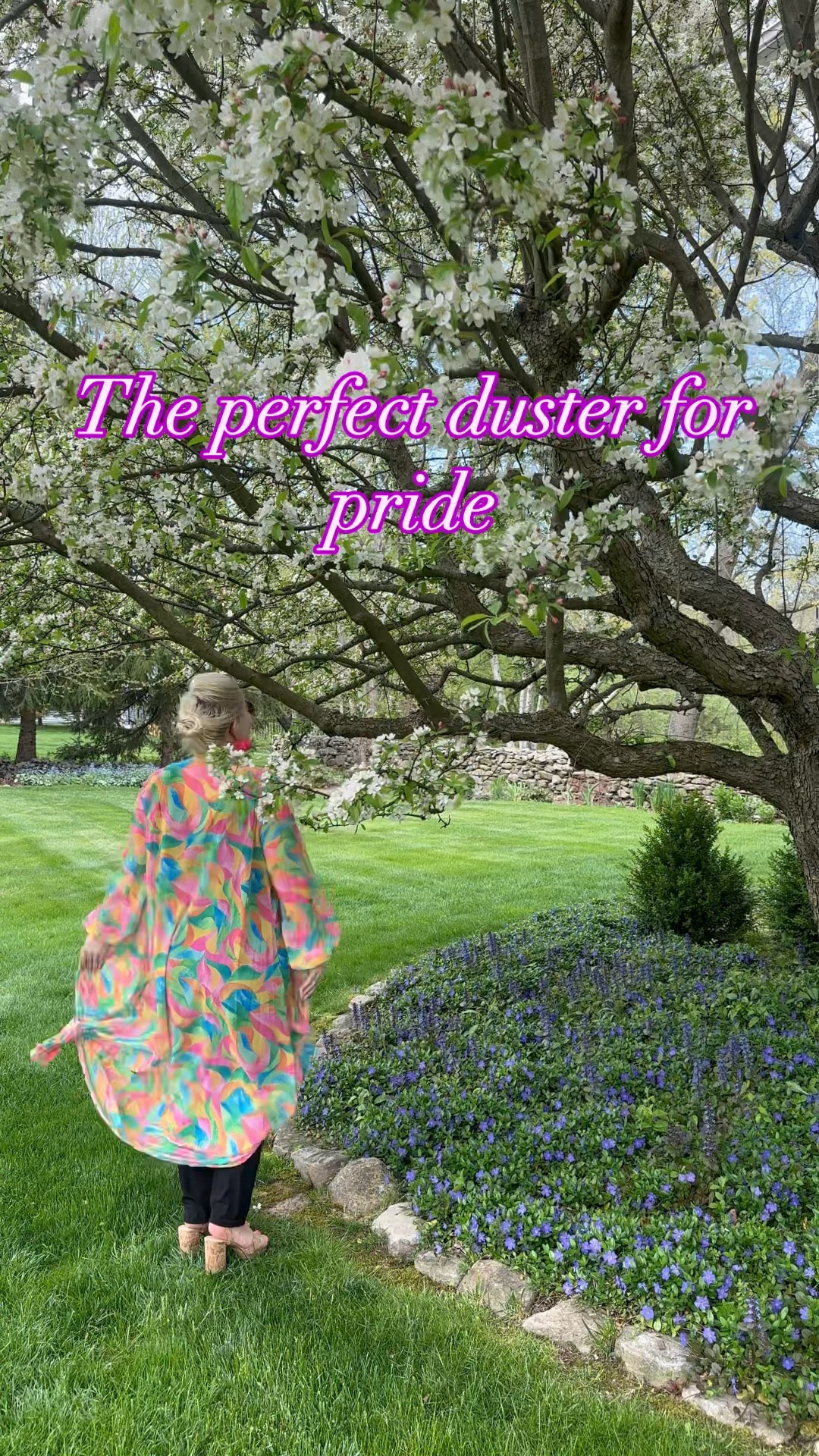 This kaleidoscope duster is perfect for pride. 

#LTKSeasonal #LTKStyleTip #LTKVideo