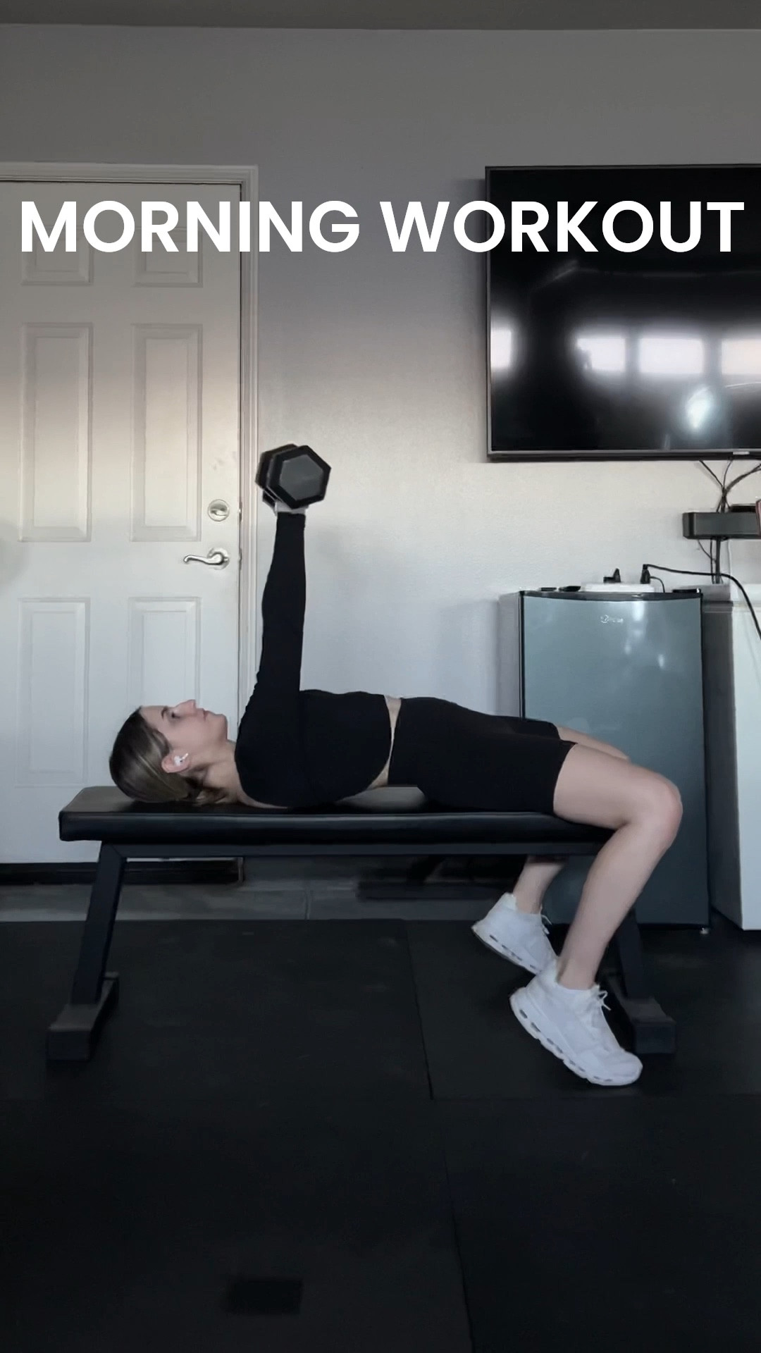 today’s workout outfit! 🖤
long sleeve - size small
shorts - size small (code REESE15)
shoes - size 7

#LTKActive #LTKootd #LTKfitnessgoals