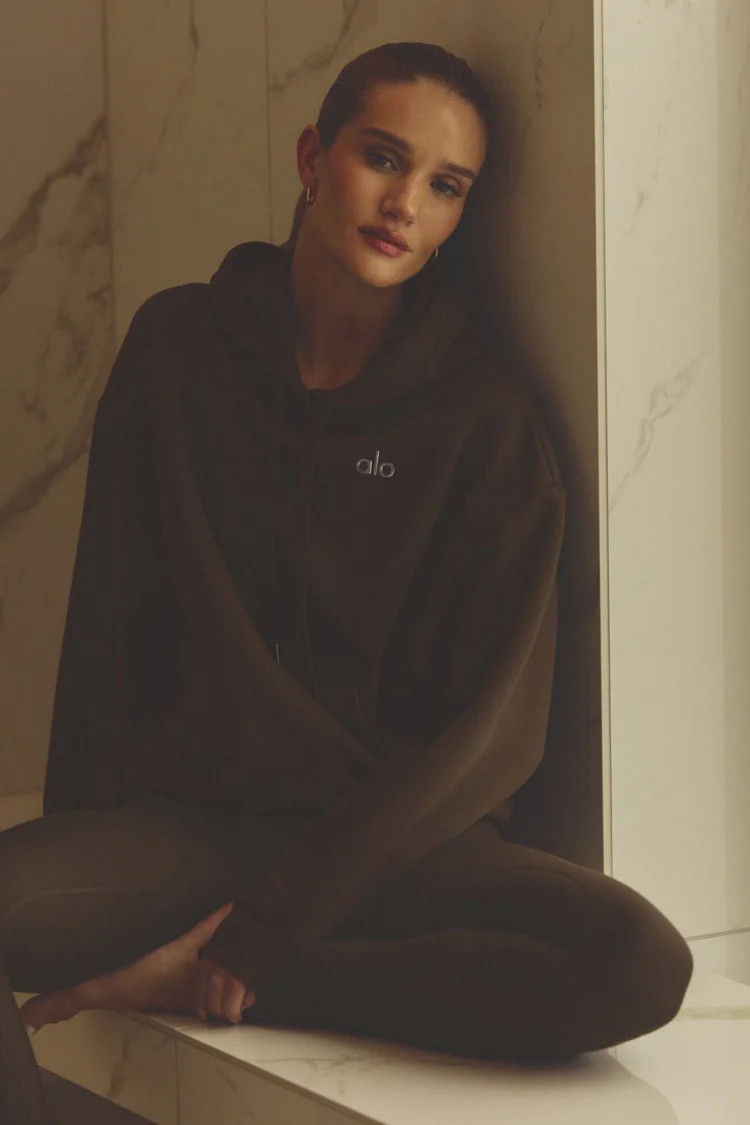 Accolade Hoodie | Alo Yoga (US)