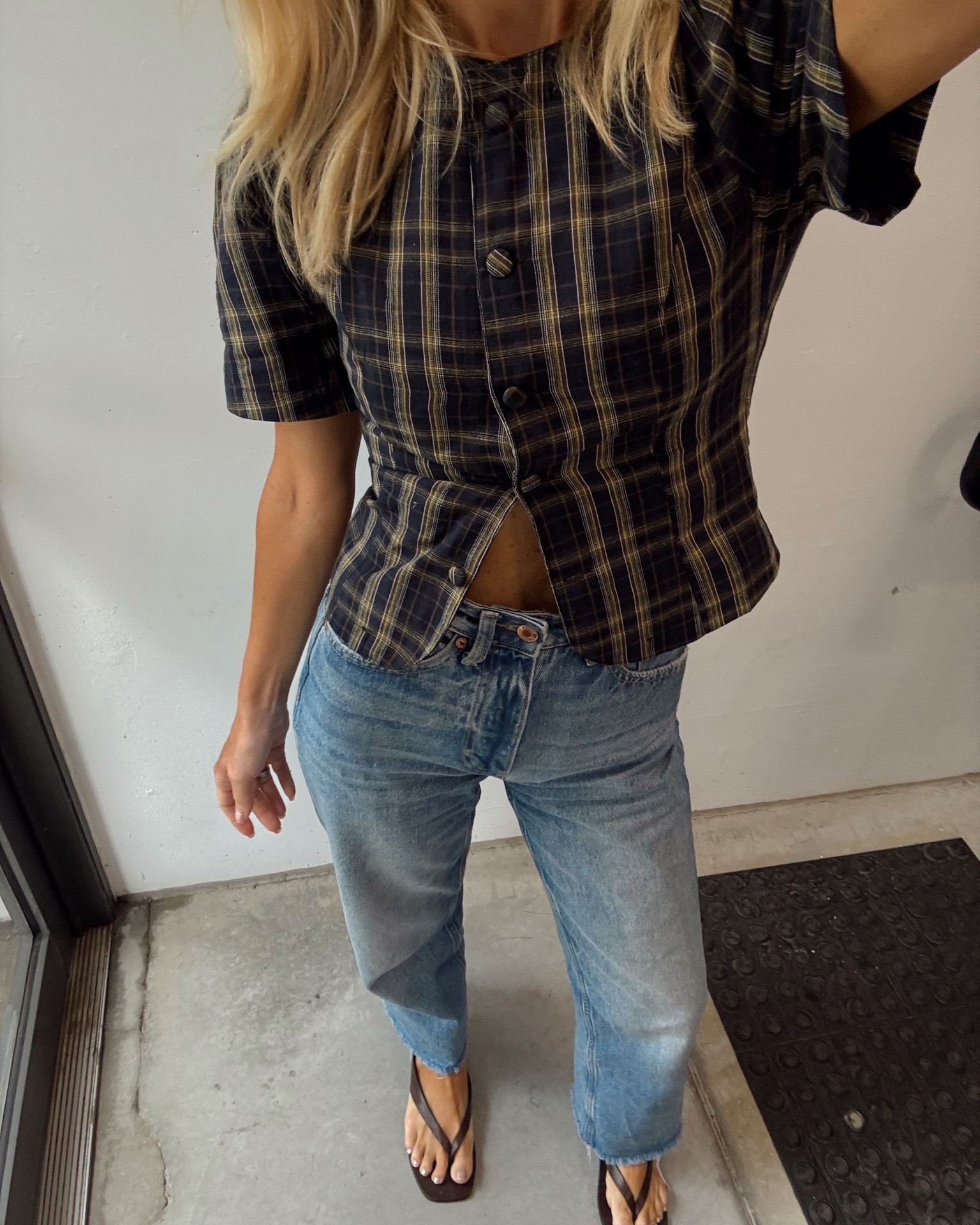 Cute top + jeans

#LTKaustralia #LTKautumn