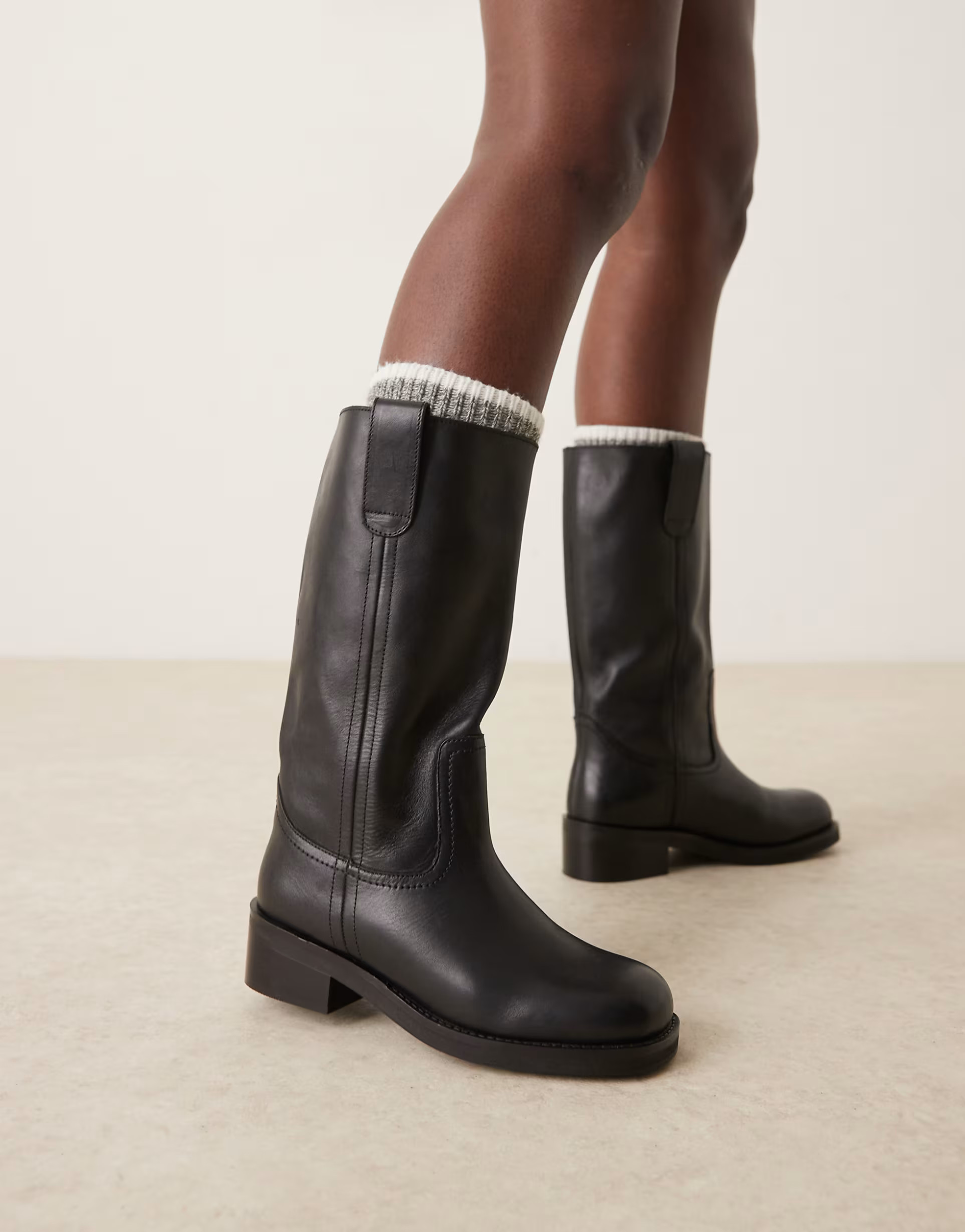 ASOS DESIGN Cindy leather pull on boot in black | ASOS (Global)