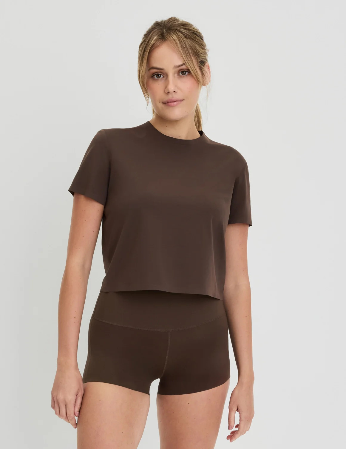 Studio Sleek Cropped T-Shirt | Women's Active Top | Knix CA