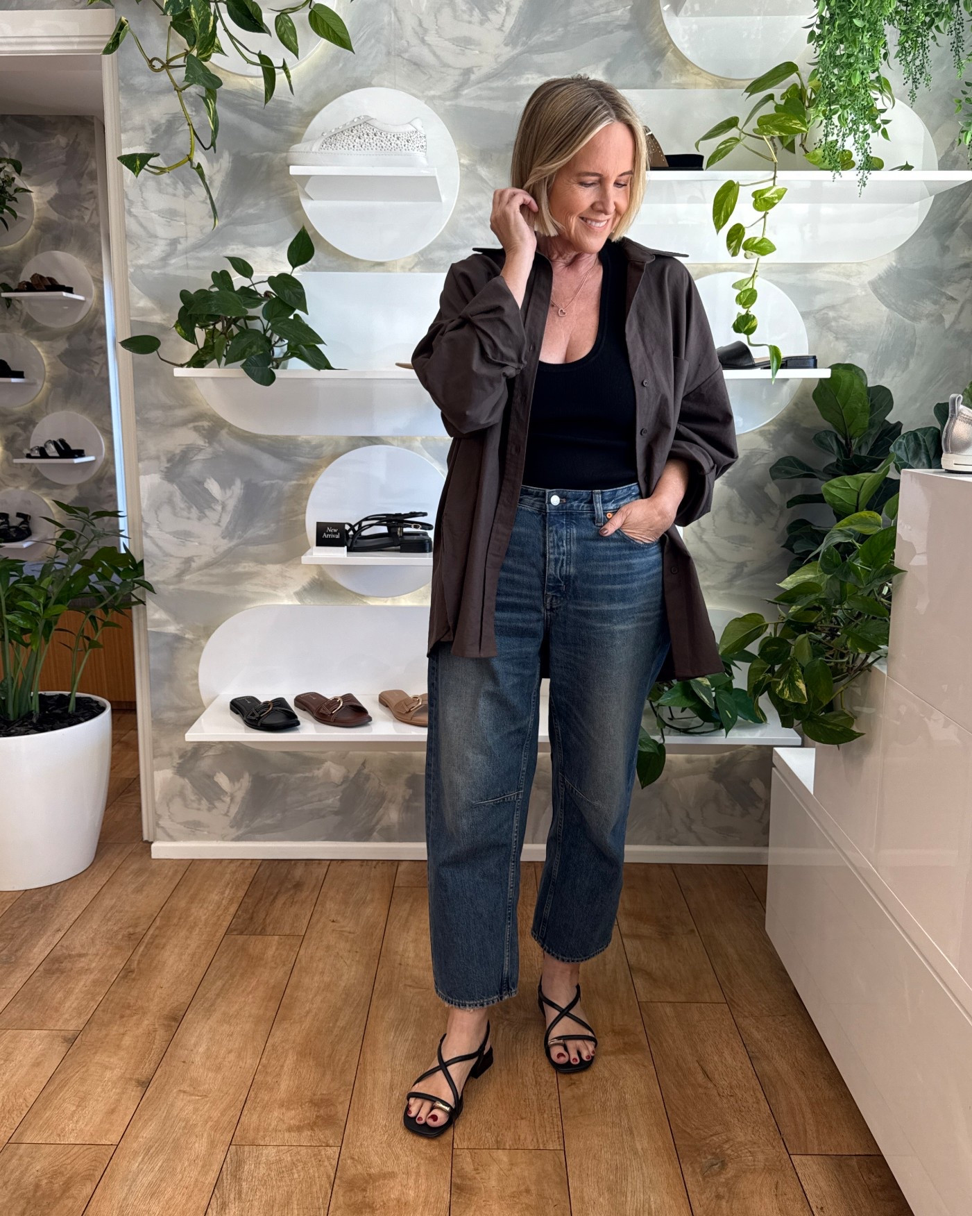 Shirt: size 12 (could easily size down further)
Tank: size L
Jeans: size US29 

Shoes: FRANKIE4 Anya (in store only)

#LTKmidsize #LTKaustralia #LTKover50style