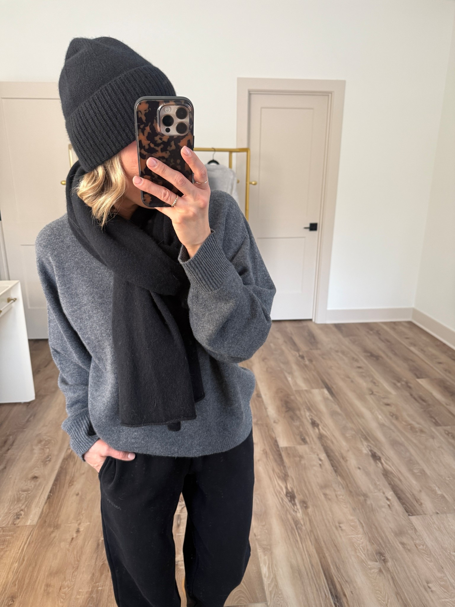 Wearing small sweater, small fleece pants, cashmere scarf + beanie one size

@aritzia #aritziapartner #ad #paidlink

#LTKGiftGuide #LTKOver40 #LTKFindsUnder100