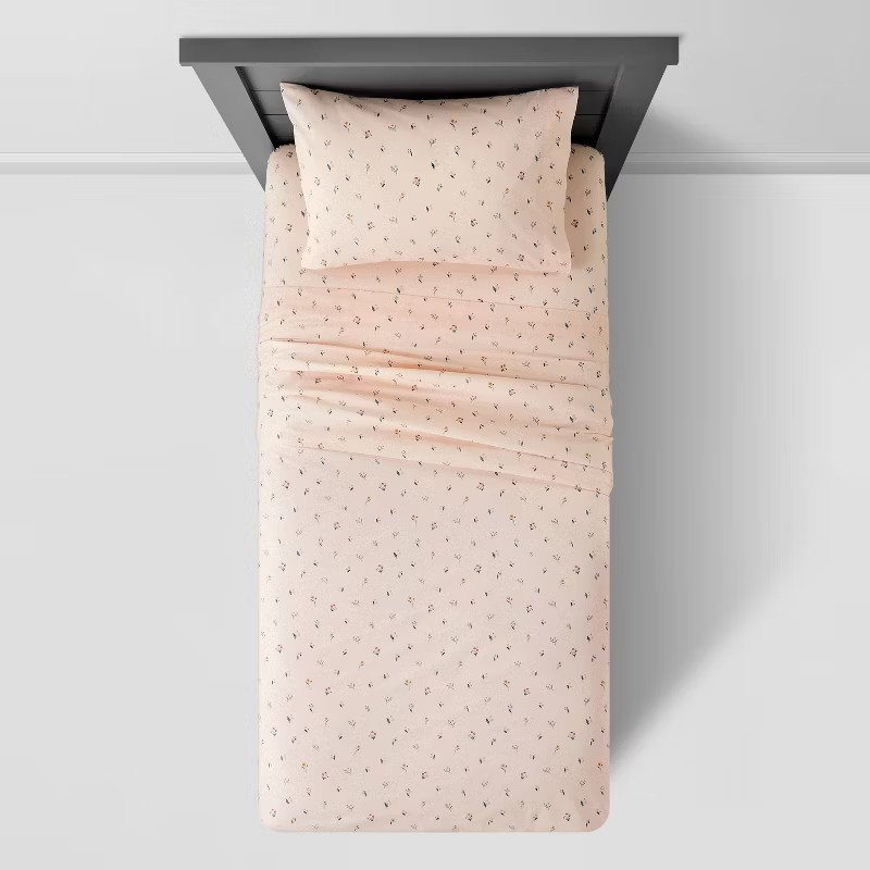 Garden Bouquet Cotton Sheet Set - Pillowfort™ | Target