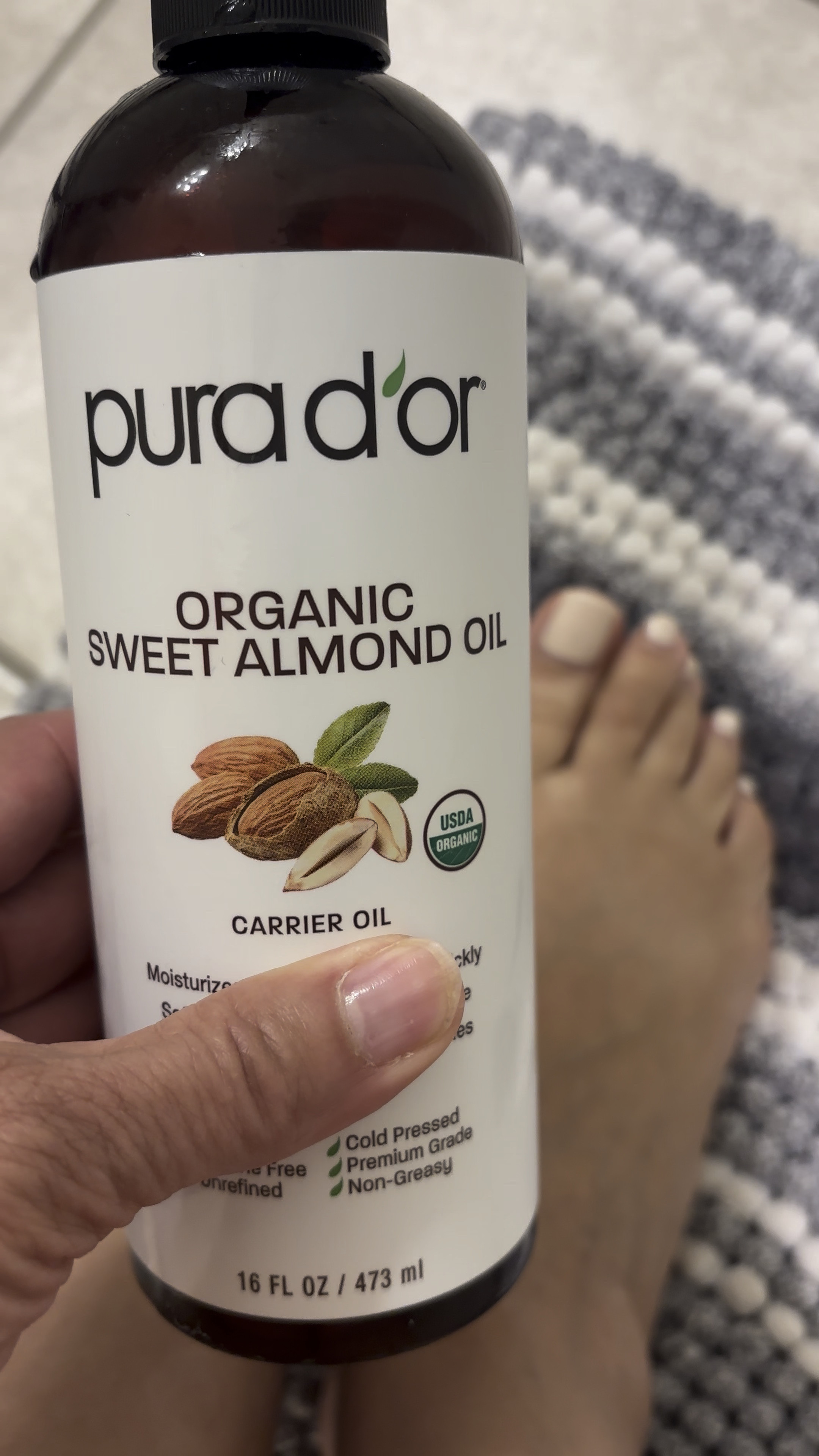 This product is great if you want soft feet and you don’t want to have to put up with dry skin; this keeps them nice and smooth.

#LTKBeauty #LTKStyleTip #LTKVideo