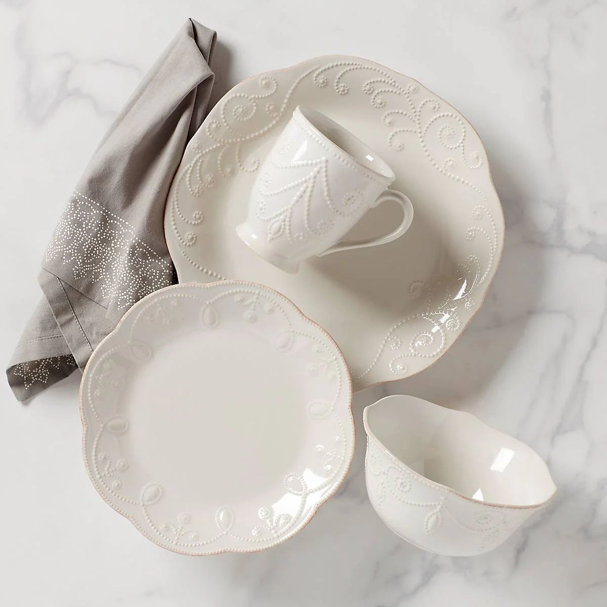 French Perle 4-Piece Place Setting | Lenox