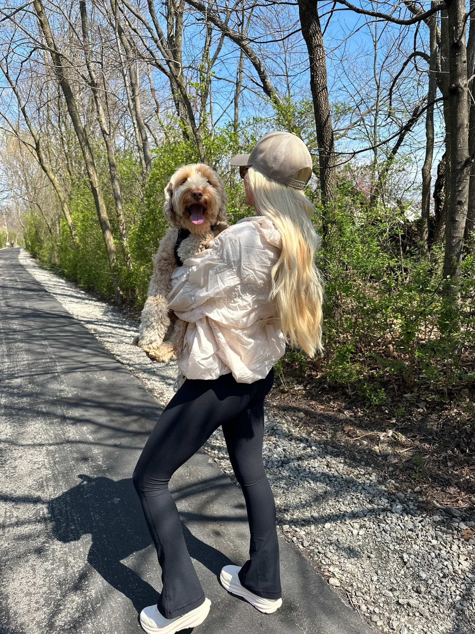 Size small in jacket, size 4 in leggings! True size in shoes!