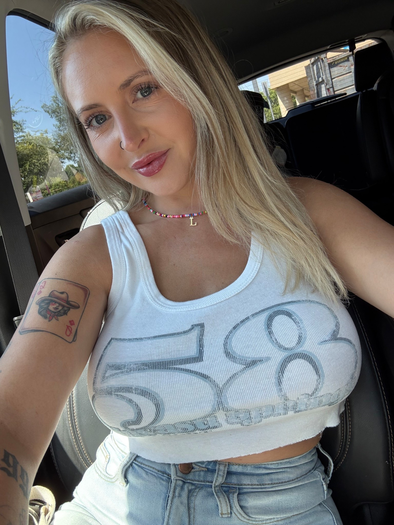 My Go to necklace these days. i wear it with Everything so cute and casual but brings so much to every fit 