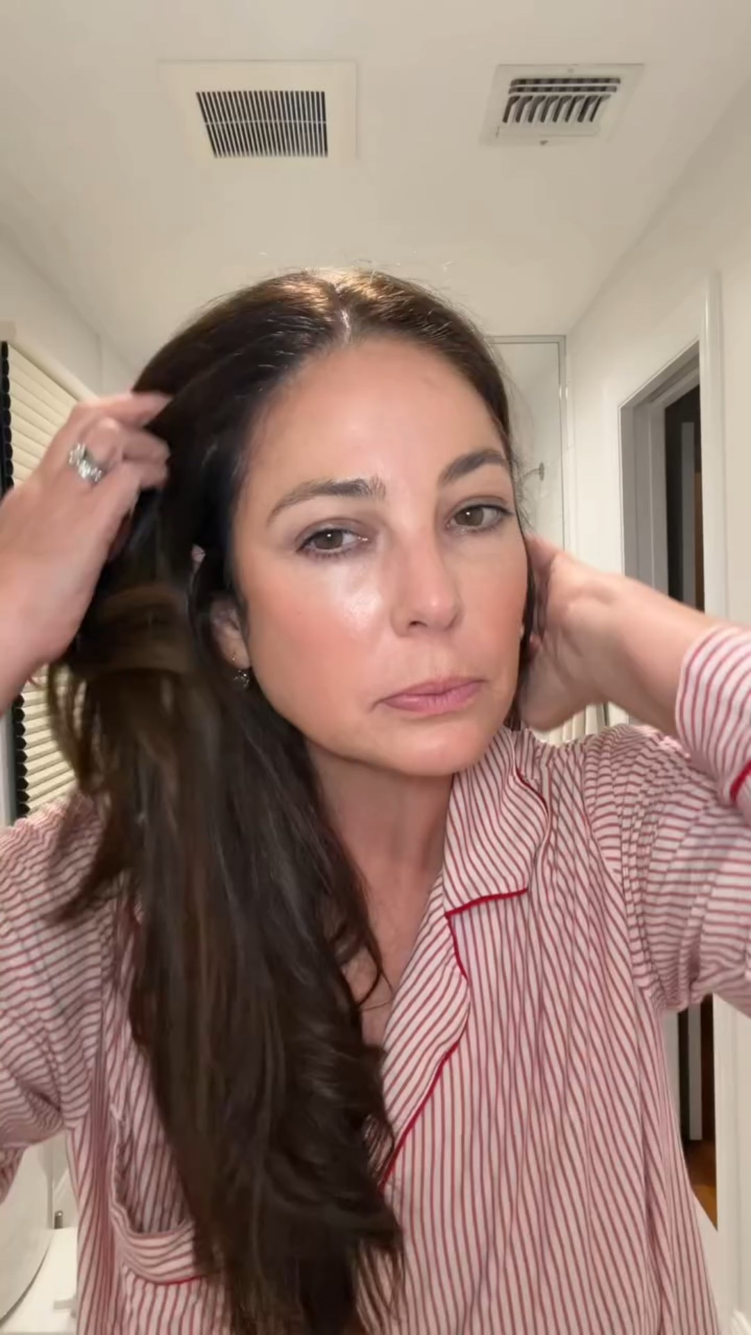 Get unready with me after a night out in NYC. I meant o do my skincare too but got too tired! At least I got all the makeup off! #maturemakeup #getunreadywithme

#LTKOver40 #LTKselfcare #LTKBeauty