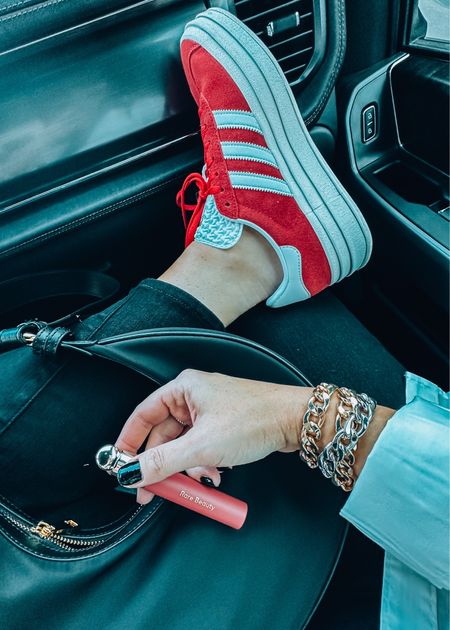 Fall trends I’m loving 
Red shoes- adidas sambas / gazelle tts 
Mixed metallics 

#LTKshoecrush #LTKmidsize #LTKSeasonal