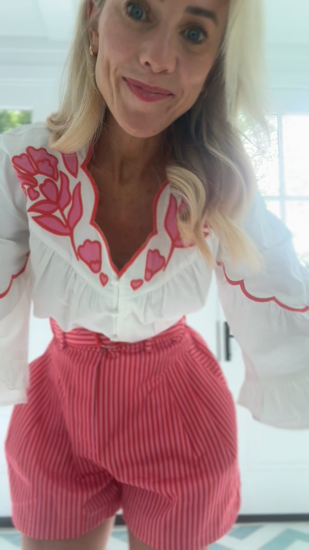 The cutest and happiest outfit 

#LTKmomlife #LTKdayinmylife #LTKootd