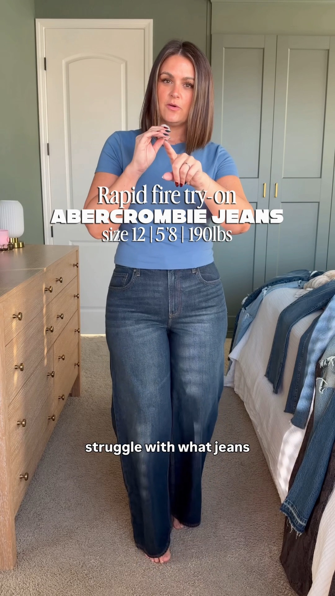 AFLTK for 20% off through 10/11!!
31 regular in all
Classic fit for all, except curve love for the low rise loose!

@abercrombie size 12, size 14, midsize fashion, closet staples, curvy friendly jeans, elevated basics