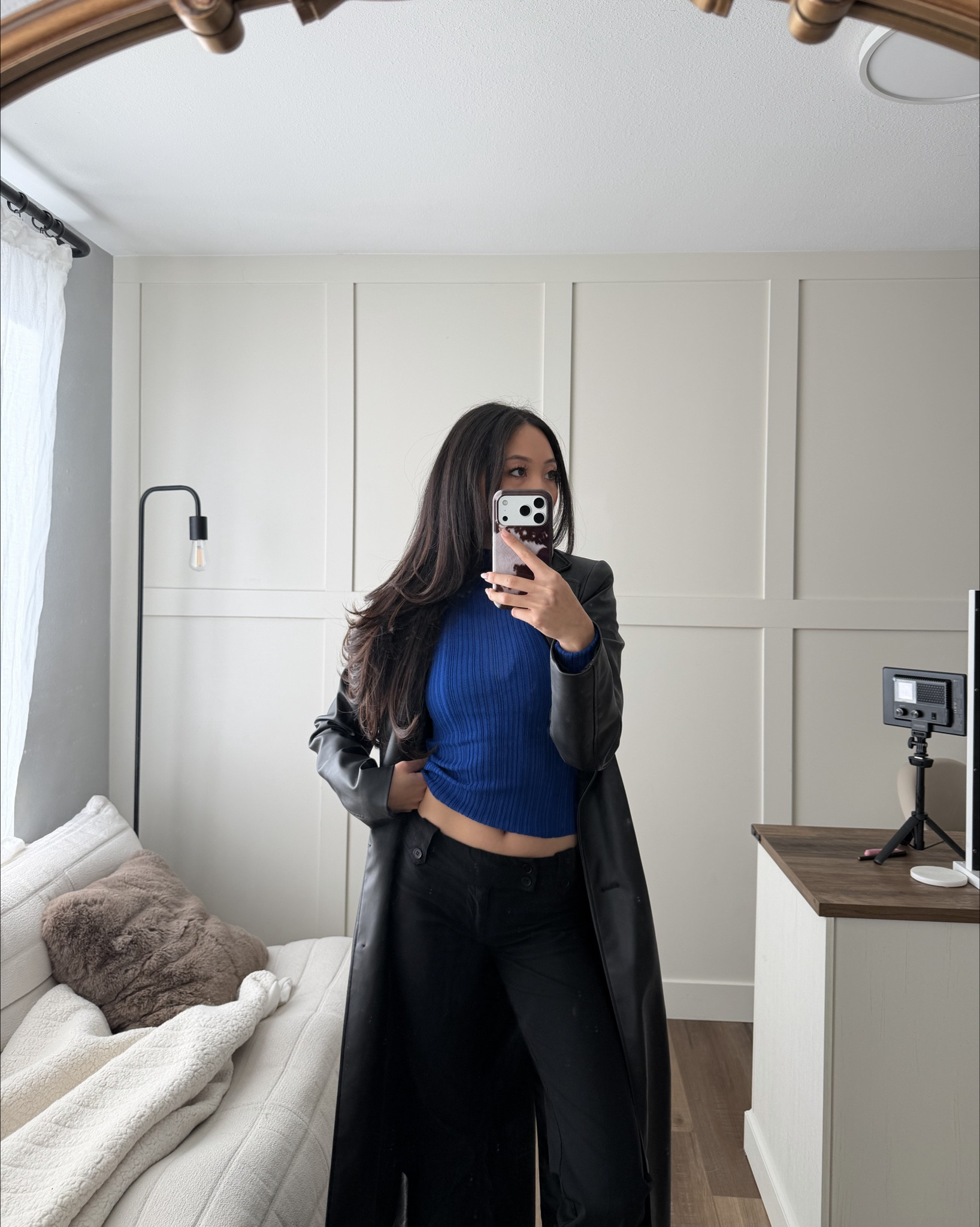 maroon 5 fall concert outfit of the day! 🫶🏼

featuring a splash of color with an all black outfit.

#LTKPetite #LTKStyleTip #LTKSeasonal