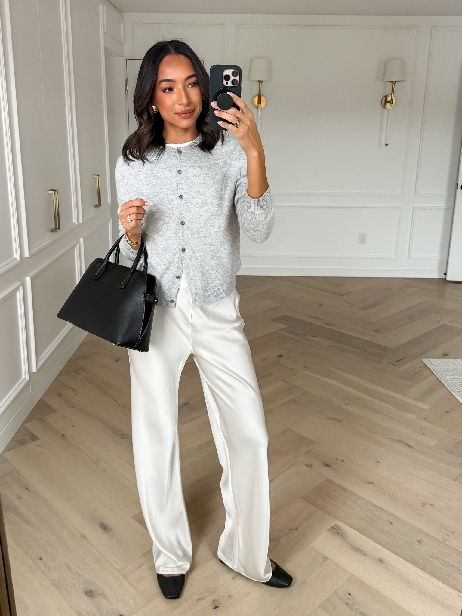 Spring Capsule Wardrobe 🤍 Wearing size S tee, S cardigan and size XS Tall satin pants 


Wardrobe staples
Spring fashion
Spring outfit 
Closet staples
Closet essentials 
Casual outfit 
Workwear

#LTKStyleTip #LTKSeasonal #LTKFindsUnder100