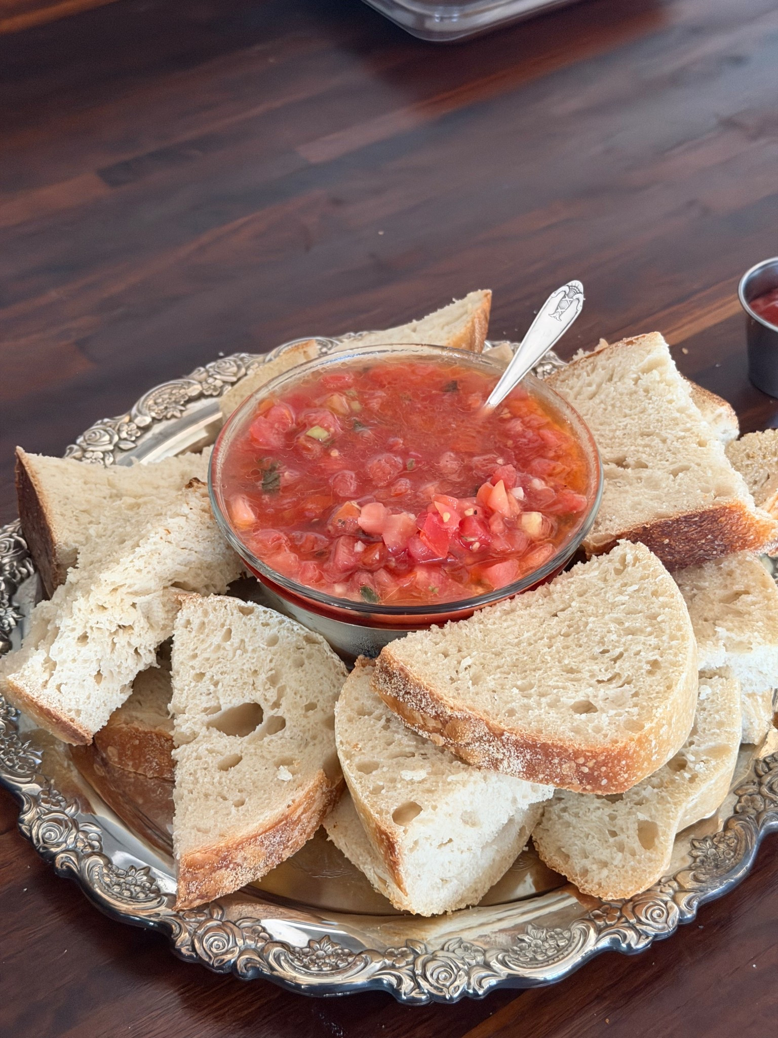 love using a silver platter to class up a food display when hosting 🙂‍↔️

#LTKfoodie #LTKHome