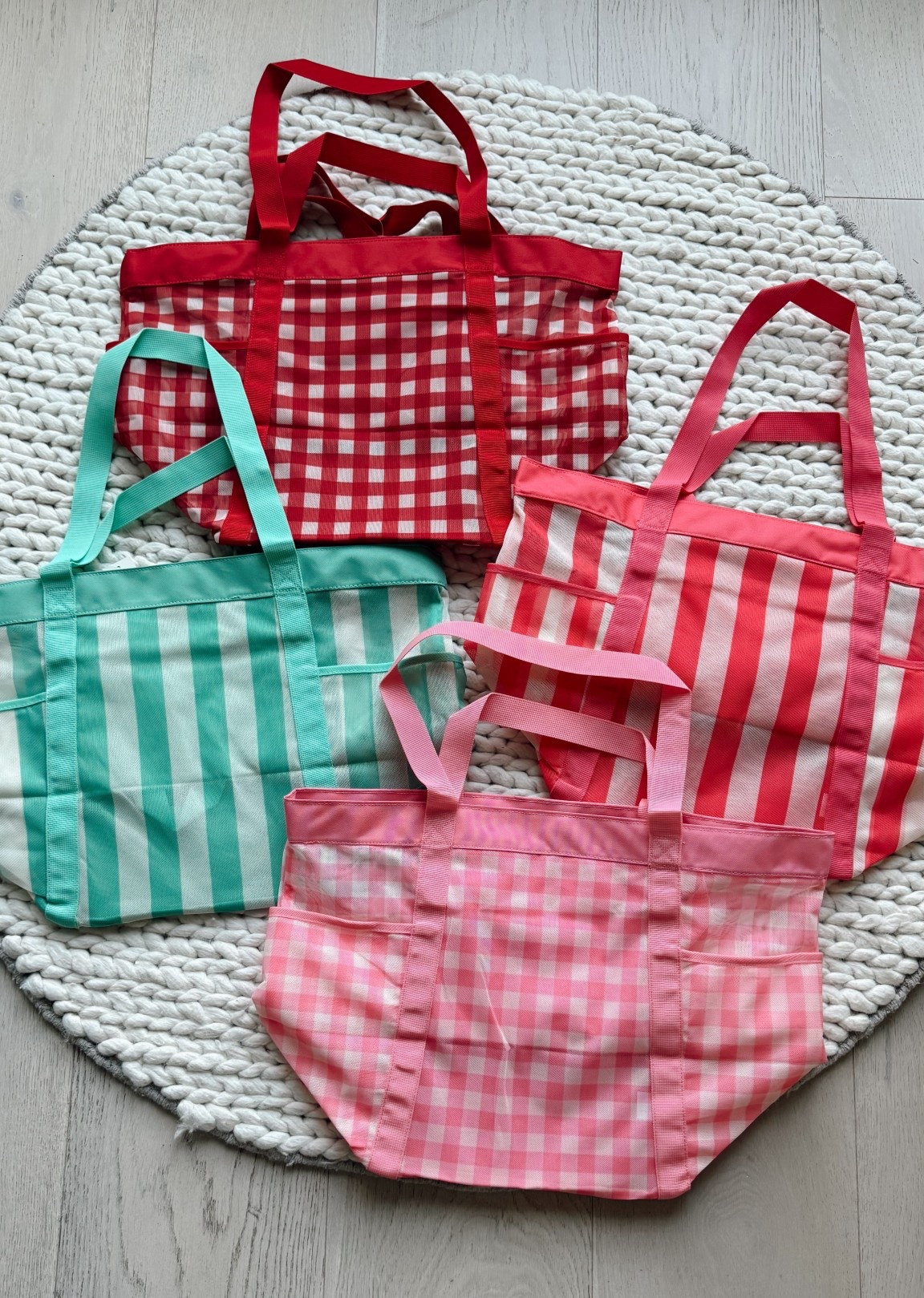 These just released from Walmart & under $10! Perfect for upcoming vacations, or swim bags. ☀️👙🏝️

#LTKActive #LTKTravel #LTKmomlife