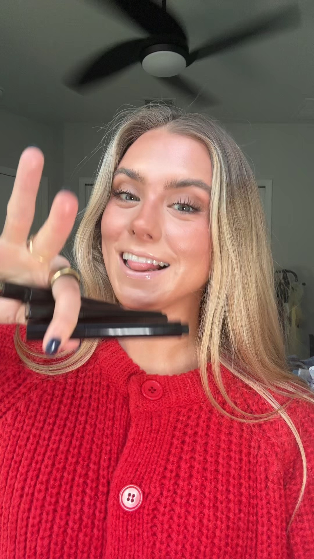 #CRPartner let me introduce you to my fav lippies @Colleen Rothschild Beauty hydrashine lipstick balm 💓 you get glowing healthy lips because these are jam packed with skin-loving ingredients. five different shades and the perfect mix of the hydration of a lip mask, the shine of a lip gloss, the pigment of a lipstick all in one. 🤭 I have a code “SLOANE20” for 20% off. 

#colleenrothschild #hydrashinelipstick #lipbalm #lipgloss #lipstick #lipglossaddict #lipcombo #hydratinglipgloss #lipstickbalm

#LTKWatchNow #LTKSaleAlert #LTKBeauty