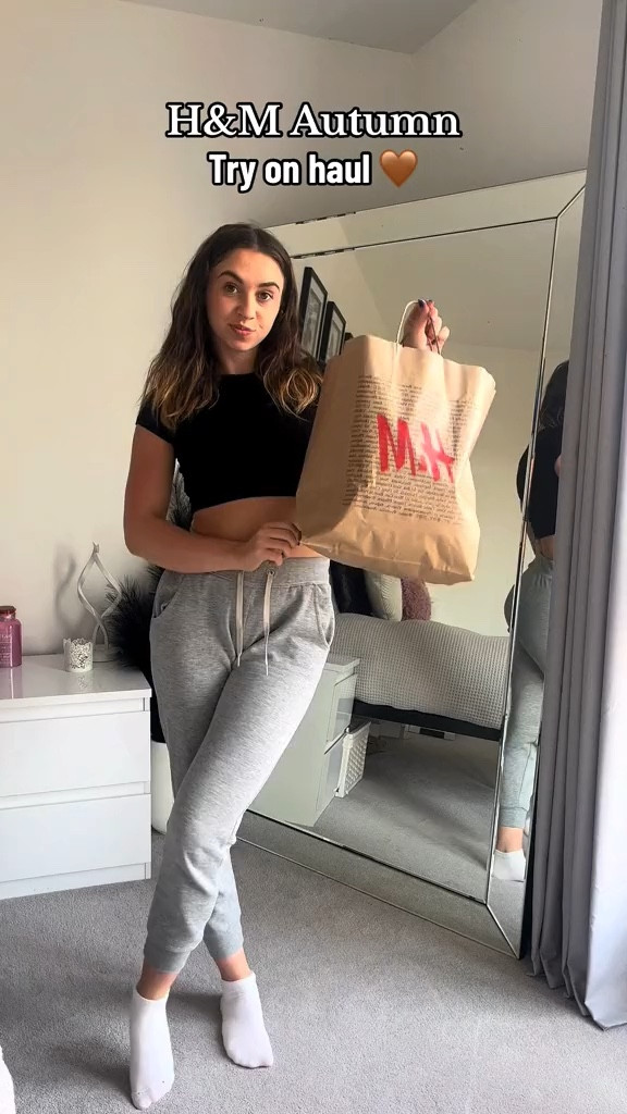 H&M Autumn Try On Haul 🖤

New and existing members get 30% at H&M now!! 🍂
.
.
.
.

Autumn outfits, autumn outfit 2023, fall outfits, fall fashion, autumn inspo, autumn outfit inspo, leather skirt, autumn jumper, autumn dress , H&M haul, H&M autumn haul

#LTKfindsunder50 #LTKstyletip #LTKsalealert