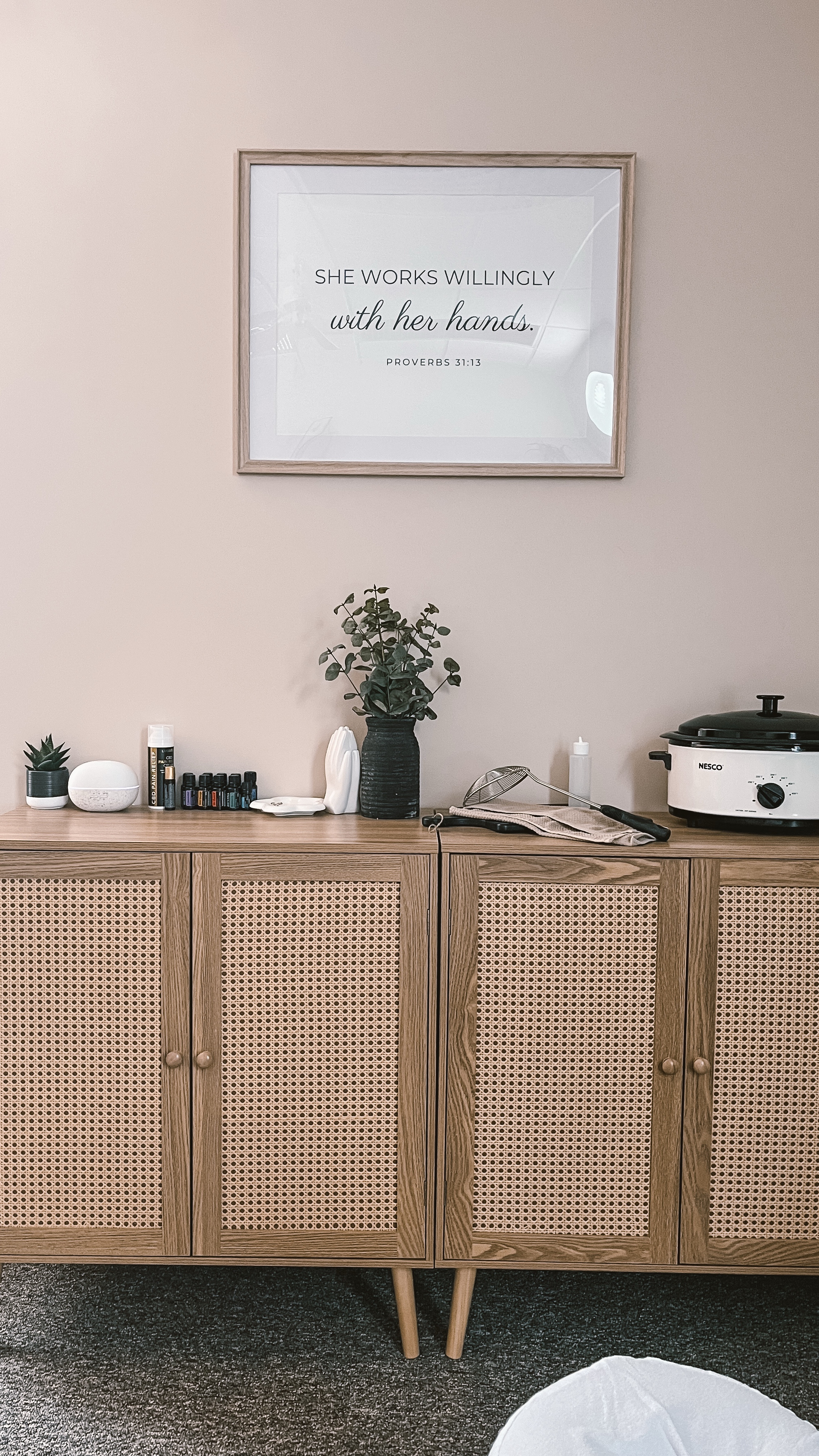 Can we just take a moment to appreciate my sister’s office?! She’s a massage therapist. Her space is darling! 

 