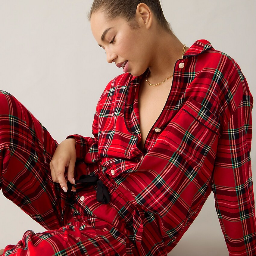 Long-sleeve flannel pajama set in Good Tidings plaid | J. Crew US