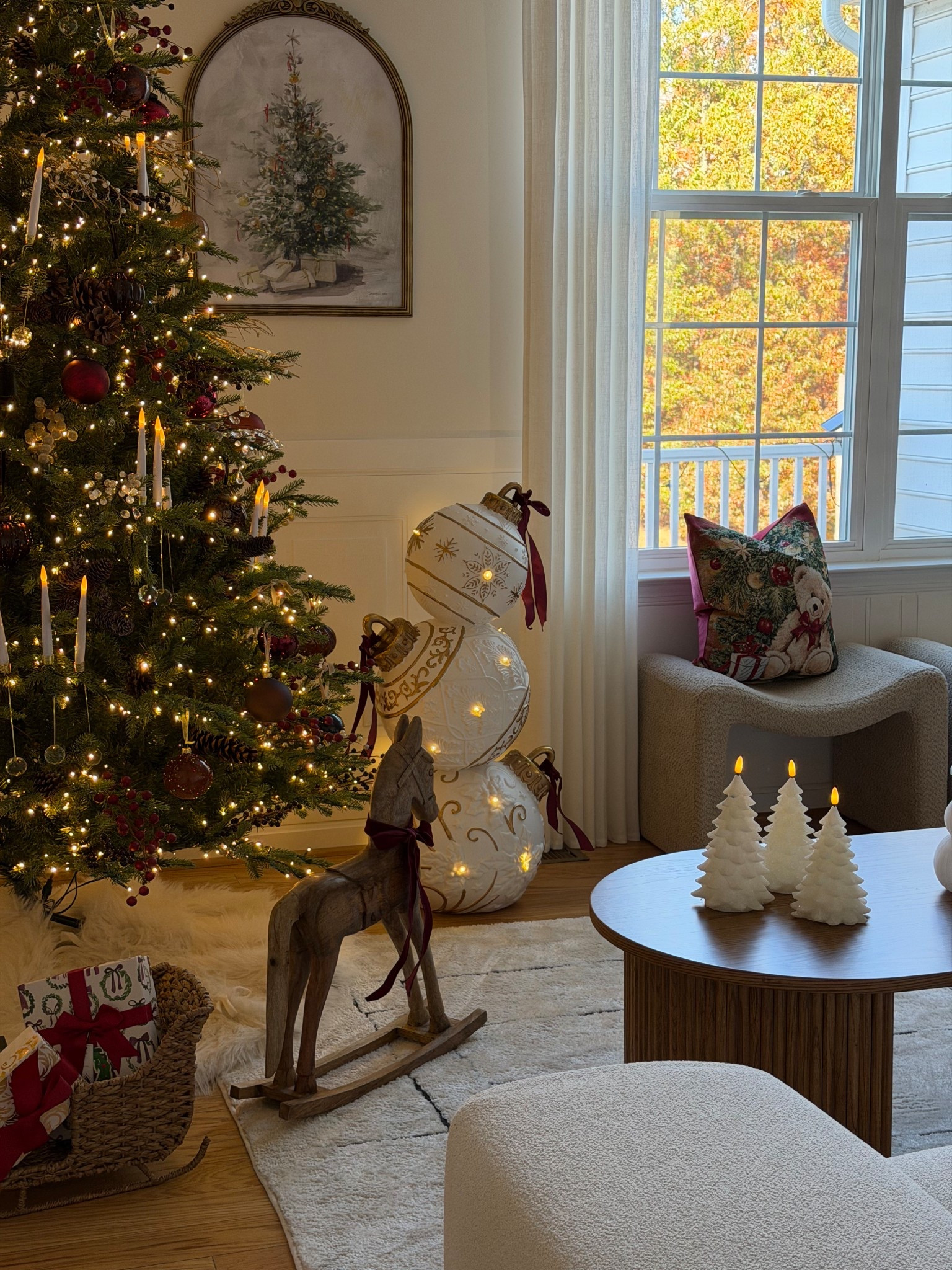 Christmas tree 
Christmas finds, holiday finds 

#LTKHome #LTKHoliday #LTKSeasonal