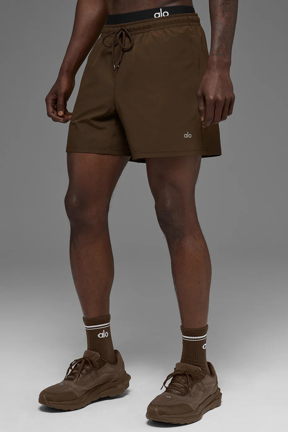 ALO | 7" Circuit Short in Espresso Brown, Size: Medium | Alo Yoga (US)