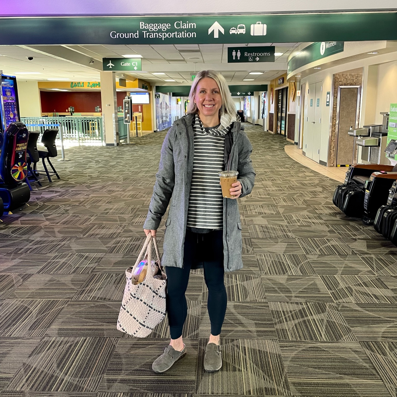 If you’re looking for a practical, versatile, and stylish carry-on bag for your next trip, look no further than the Charli Large Woven Neoprene Tote with Wristlet. Trust me, it’ll be your new favorite travel companion too! #travel #colorado #charlitote #travelcompanion #stylish #practical #versatile #carryonbag

#LTKtravel #LTKCyberWeek #LTKitbag