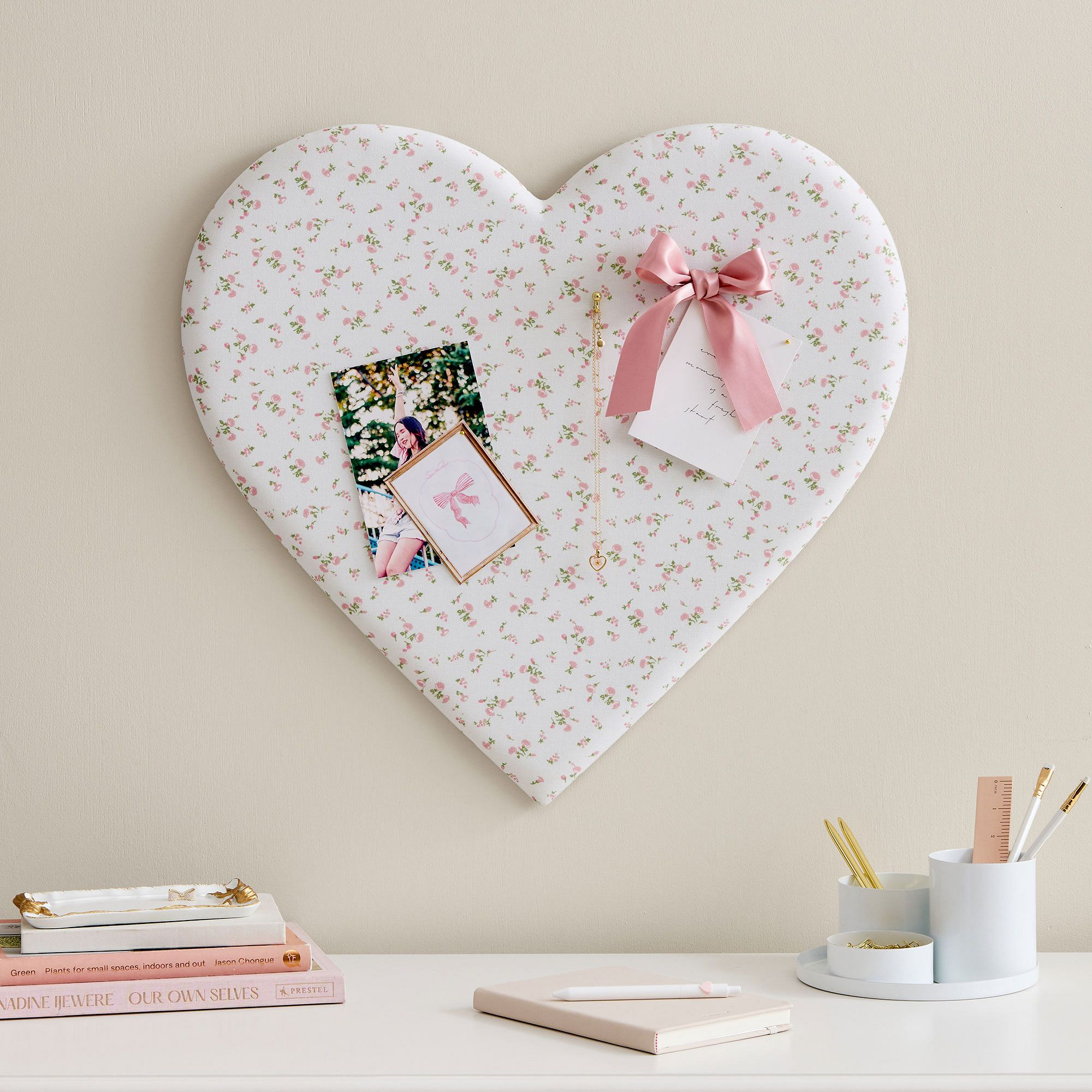 LoveShackFancy No Nails Floral Heart Pinboard (24") | Pottery Barn Teen