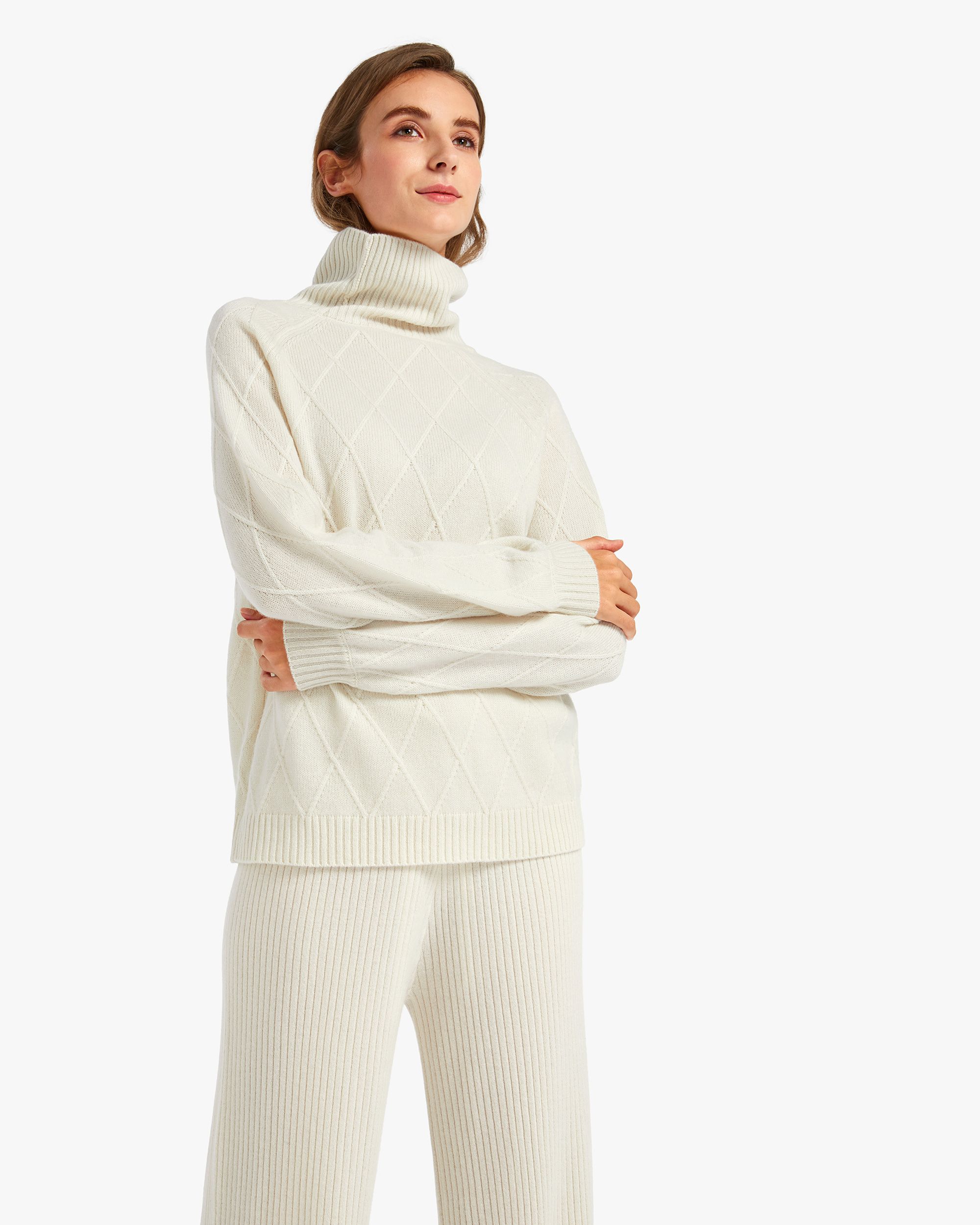 Unique Diamond Knit Cashmere Turtleneck Sweater | LilySilk