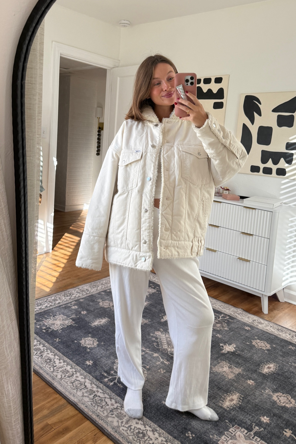 Winter whites outfit / Sherpa coat 