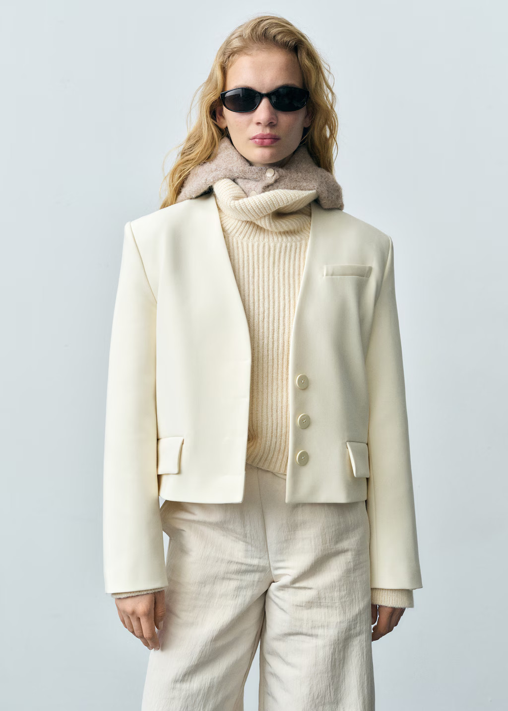 Structured cropped blazer - Women | MANGO USA | Mango (US/MX/AU)