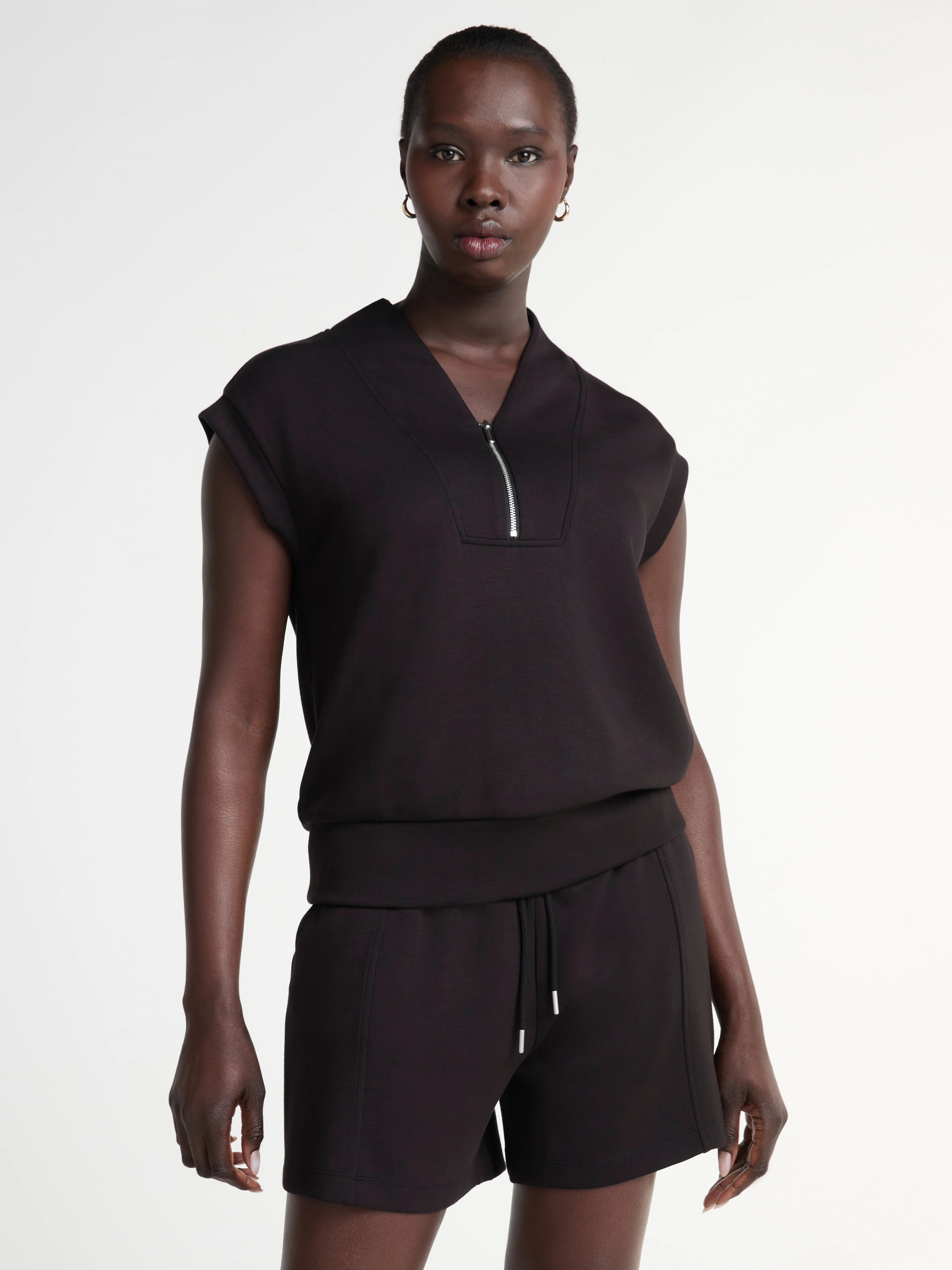 Scoop Women's Ultimate Scubaknit Zip Front Shawl Top, Sizes XS-XXL | Walmart (US)