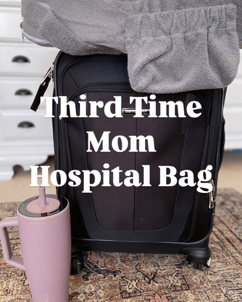 What I’m packing in my hospital bag as a third time mom. 

Let’s call this a like-to-have bag because the truth is your don’t NEED anything. 

2 things I’d add to my own list:
- Breastfriend Nursing Pillow
-Extra long phone cord

What would you add, Mamas?

#hospitalbag #nursingpillow #postpartumbag #expectingmombag #genderneutralhospitalbag #cominghomeoutfit

#LTKBump #LTKVideo #LTKBaby