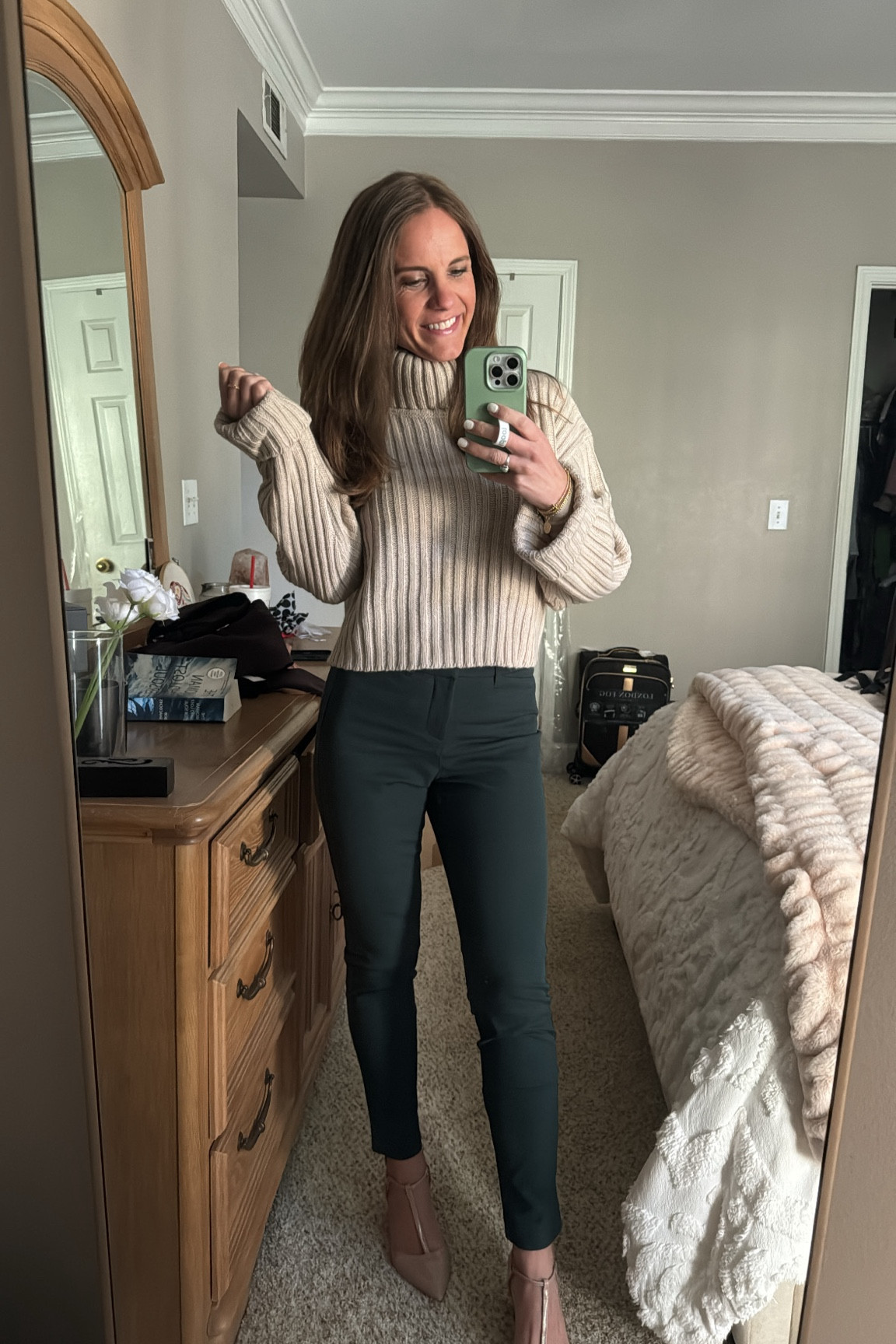 Coziest fall sweater with the perfect length work pant! 

Small in the sweater
Size O in the pants (I’m 5’2”) 



#LTKStyleTip #LTKSeasonal #LTKWorkwear