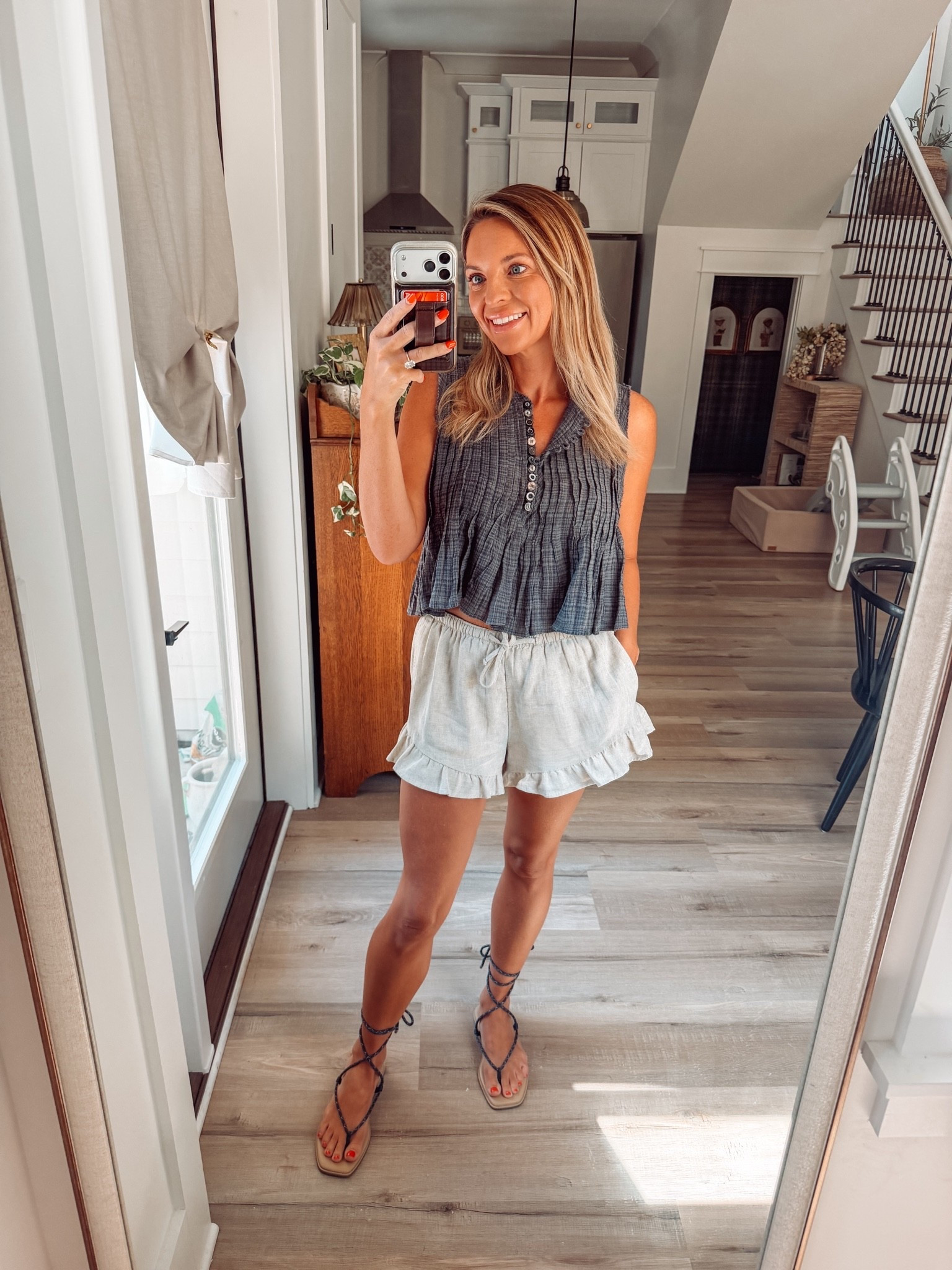 Outfit of the day! 💙☀️🌴


#freepeople #abercrombie #americaneagle #ootd #outfitinspo

#LTKgrwm #LTKootd #LTKmomlife