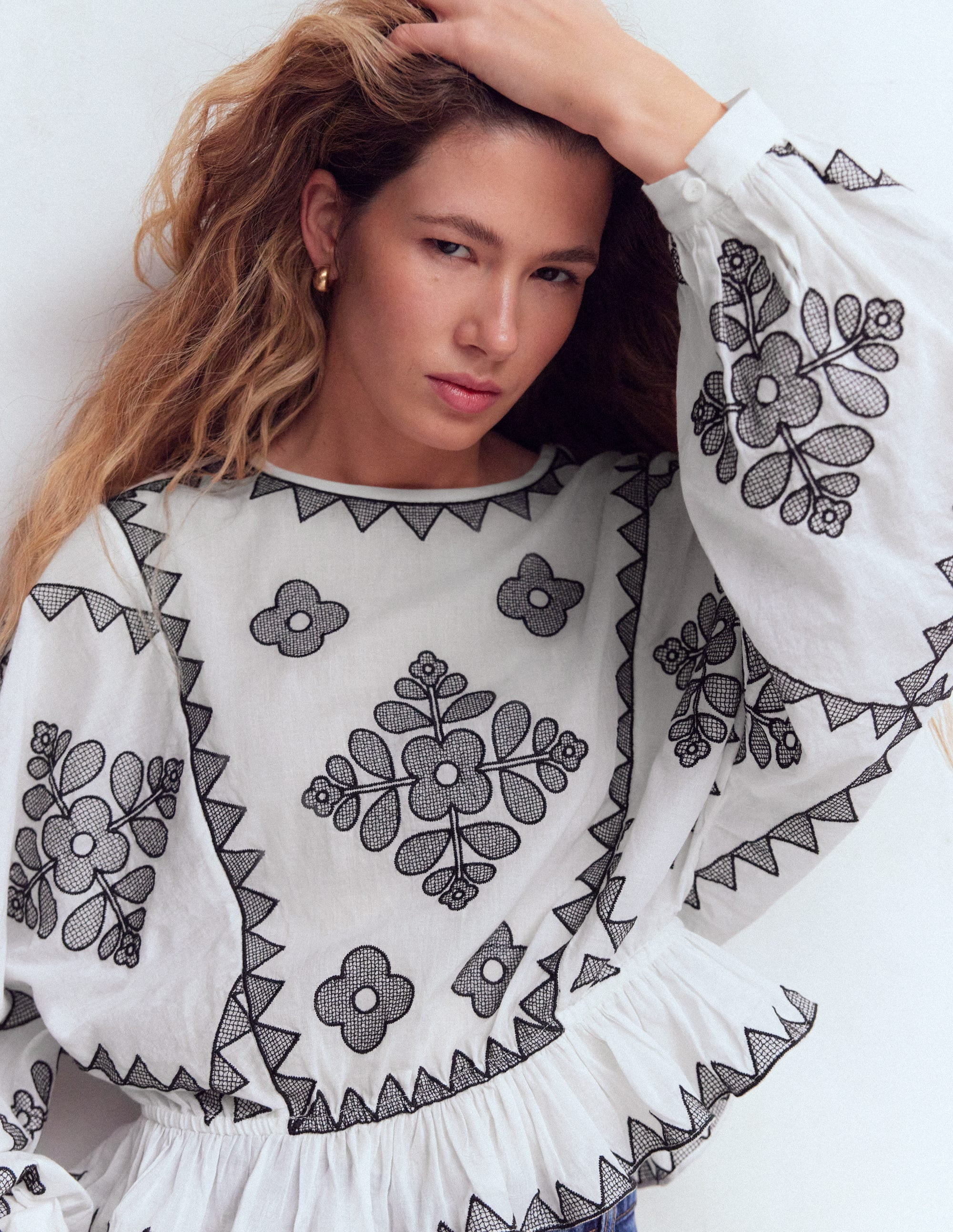 Embroidered Vacation Top-Ivory | Boden (US)