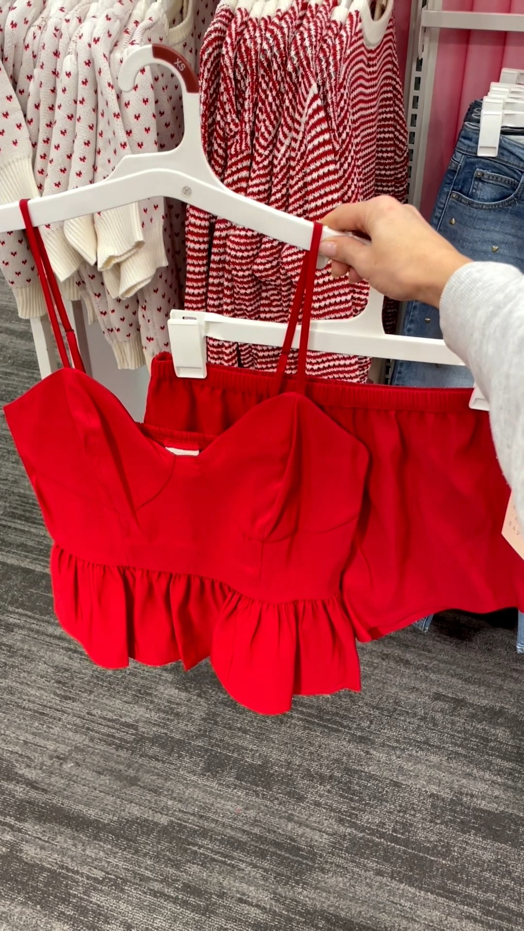 This set + some strappy heels 🤌🏼 You know I linked some options 

#LTKFindsUnder50 #LTKootd #LTKSeasonal