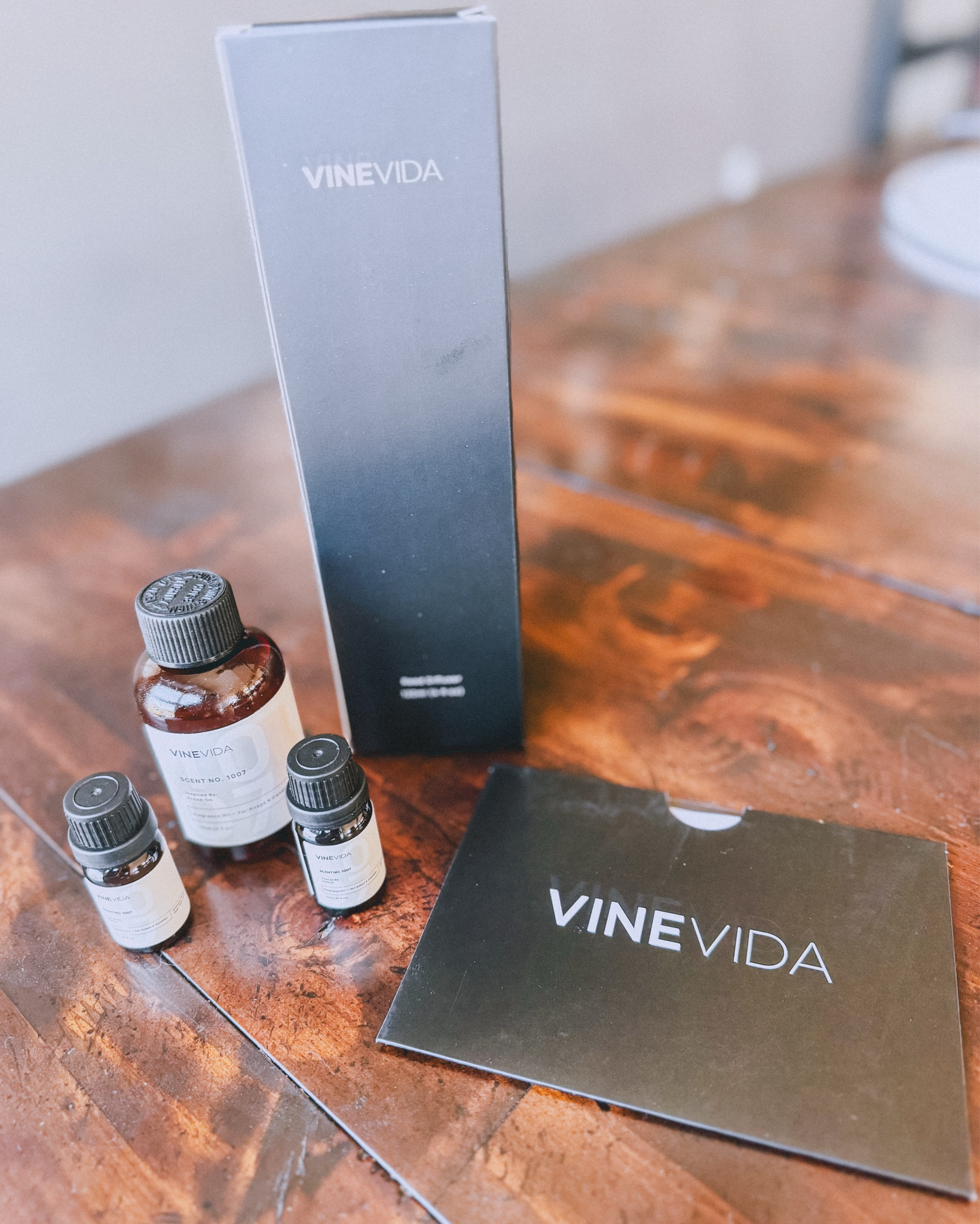 You know that amazing smell that they pipe into high end stores and fancy hotels??? Yep. This is it!!! I’m telling you… you’ll want one of the diffusers in every room of your house. 👃