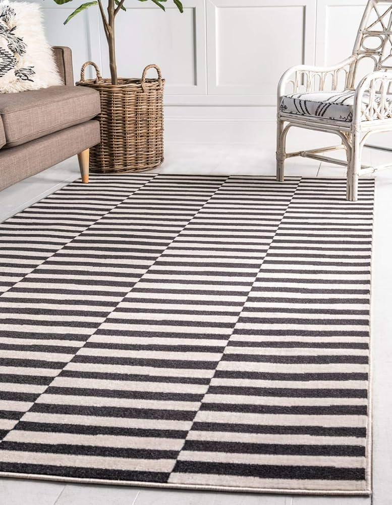 Unique Loom Williamsburg Collection Casual Transitional Thick Alternating Stripes Area Rug, 6 x 9... | Amazon (US)
