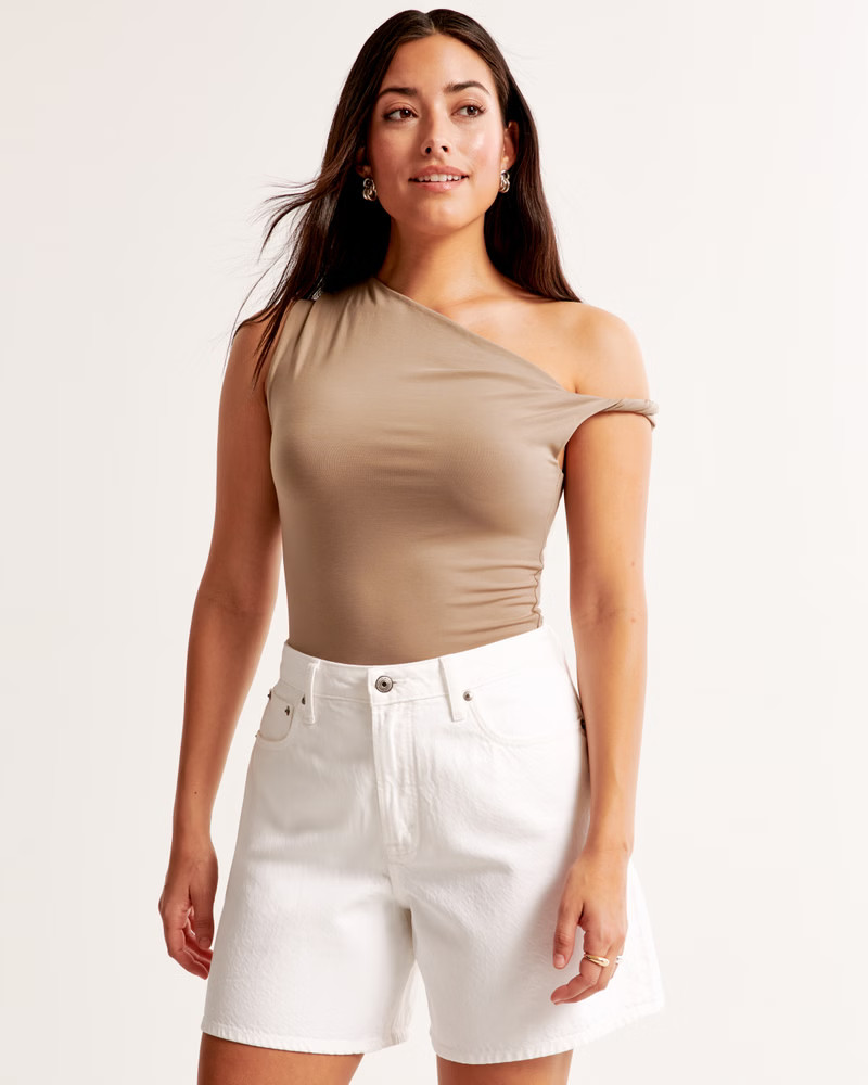 Curve Love High Rise Loose Short | Abercrombie & Fitch (US)