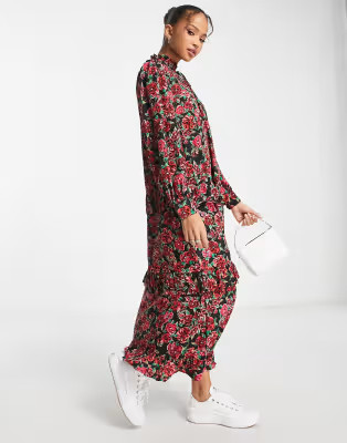 New Look - Hoogsluitende, gelaagde midi jurk met keyhole-opening in zwart met bloemenprint | ASOS (Global)