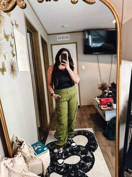 Feeling like Kim Possible in this outfit but also loving it at the same time! I’m late to the cargo pants trend but I am obsessed. 

Spring outfit 
Summer outfit 
Pants 
Nike dunks low 
Panda dunks 

#LTKfindsunder100 #LTKmidsize #LTKstyletip