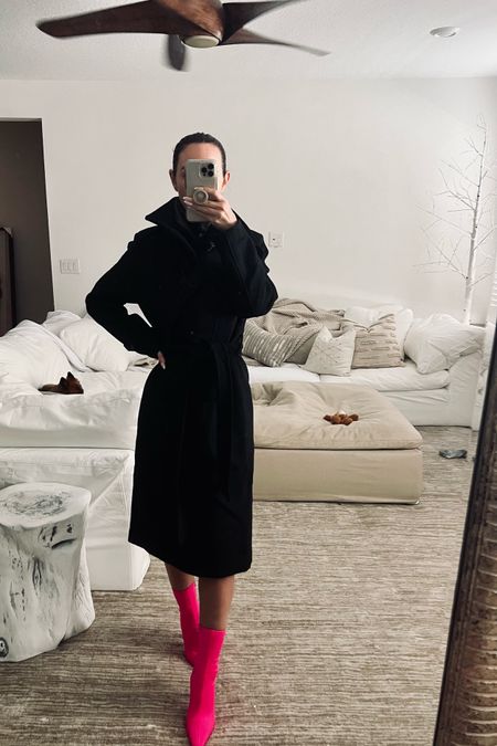 An amazing long winter coat I found on amazon. It’s nice and heavy, feels great, and looks so much more expensive than it is! It’s also currently on sale! 

Winter coat, black winter coat, long winter coat, wool coat, winter coat fashion, winter fashion ideas, winter fashion inspo, london winter fashion, pink boots, neon pink boots, comfortable heel boots, winter outfit ideas, black winter outfits, long coat outfits, black and pink outfit inspo, Amazon winter coat, amazon coat, amazon winter fashion ideas, Amazon winter outfits 

#winterfashion #wintercoat #winteroutfitideas #amazonfinds #amazonfashion 

#LTKSeasonal #LTKstyletip #LTKsalealert