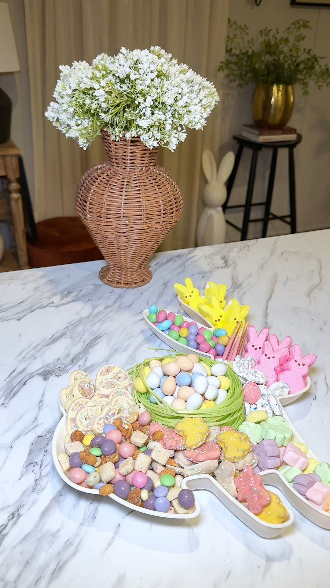 Happy Easter y’all! I hope everyone had a fun filled weekend full of love, laughs, and all the sweet treats! 
This is probably one of my absoulte favorite charcuterie sweets board I have put together! 🐇🌼🧁💐🥕🩵🍫✨🌷🍪🐰☀️🪻🍭🐣🌸

#LTKParties #LTKSeasonal #LTKHome